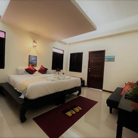 Rainforest Huahin Village Hotel Exterior photo